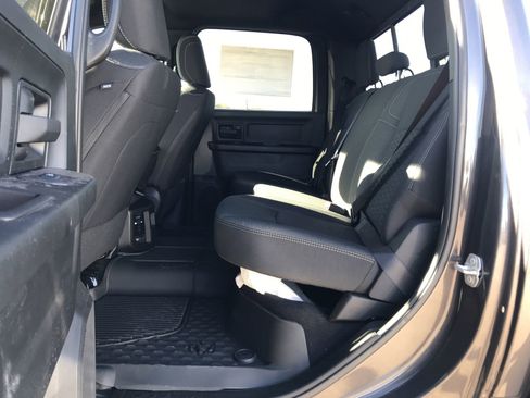 New 2026 RAM 2500 Tradesman AWD/4WD image 15