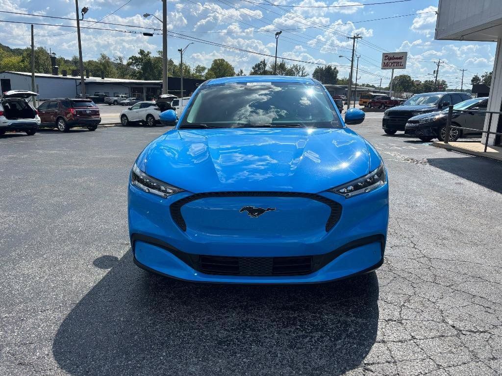 Used 2022 Ford Mustang Mach-E Select AWD/4WD image 3