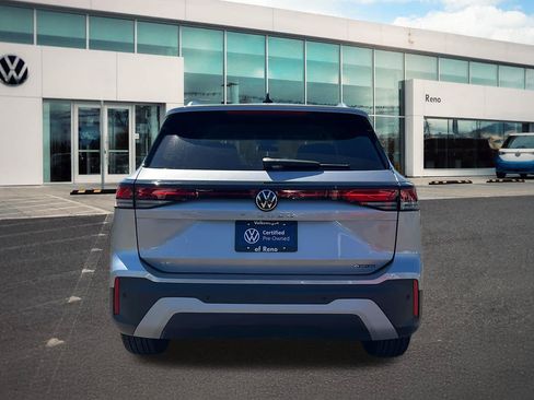 Certified 2026 Volkswagen Tiguan SE AWD/4WD image 6