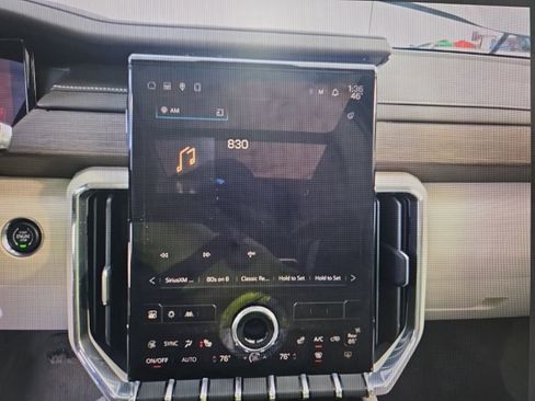 Used 2024 GMC Acadia Denali image 7