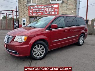Used 2015 Chrysler Town & Country Touring video 1