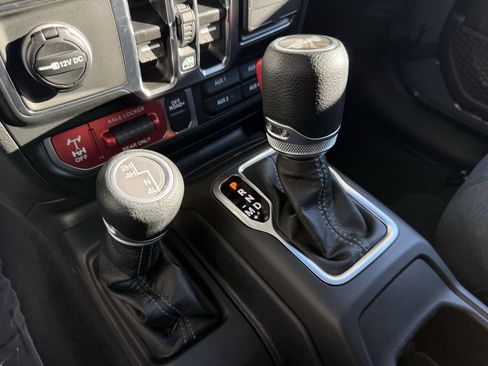 New 2026 Jeep Wrangler Willys AWD/4WD image 23