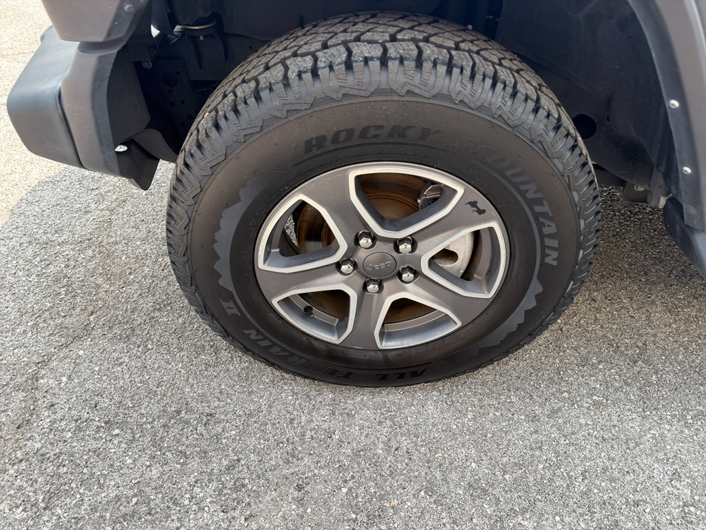 Certified 2022 Jeep Wrangler Unlimited Sport AWD/4WD image 29
