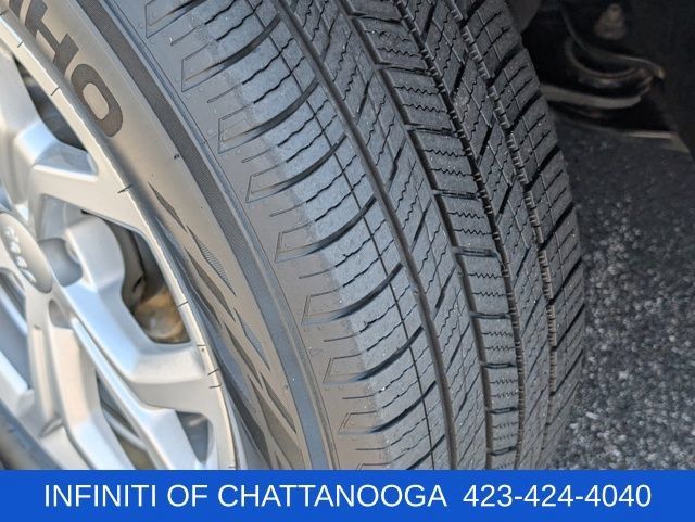 Used 2024 Jeep Compass Latitude AWD/4WD image 29
