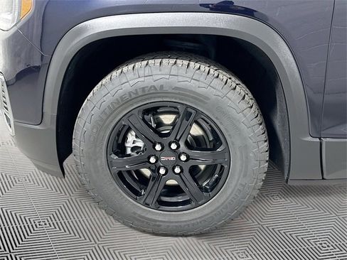 Used 2022 GMC Acadia AT4 w/ Technology Package image 30