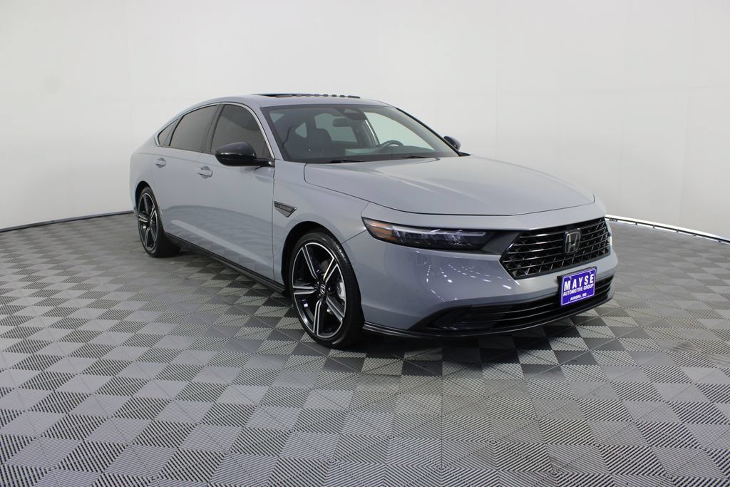 Used 2023 Honda Accord Sport image 25