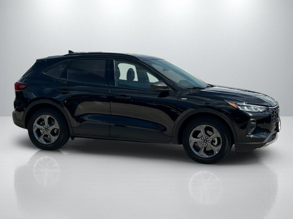 Used 2025 Ford Escape ST-Line FWD image 4