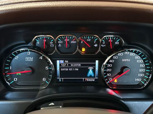 Used 2015 Chevrolet Silverado 1500 High Country w/ High Country Premium Package AWD/4WD image 28