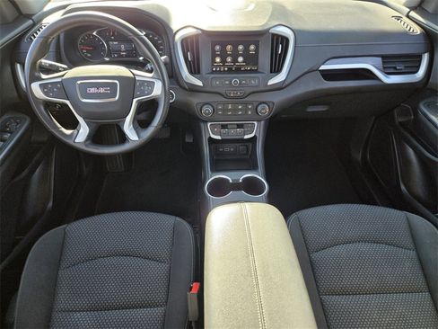 Used 2023 GMC Terrain SLE image 14
