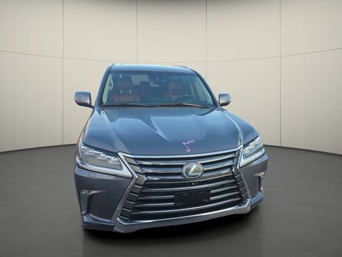 Used 2016 Lexus LX 570 4WD w/ Luxury Package image 2