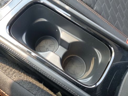 Certified 2023 Nissan Kicks SR image 25