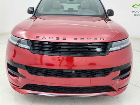 Used 2024 Land Rover Range Rover Sport Dynamic SE AWD/4WD image 9