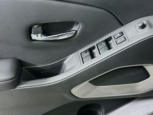 Used 2024 Nissan Frontier SV w/ Technology Package image 15