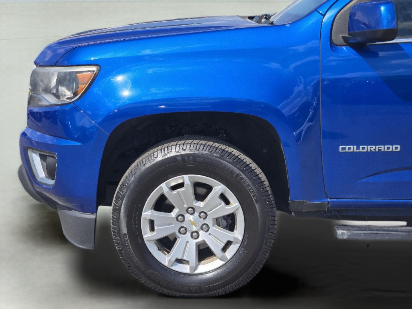 Used 2019 Chevrolet Colorado LT w/ LT Convenience Package RWD image 9