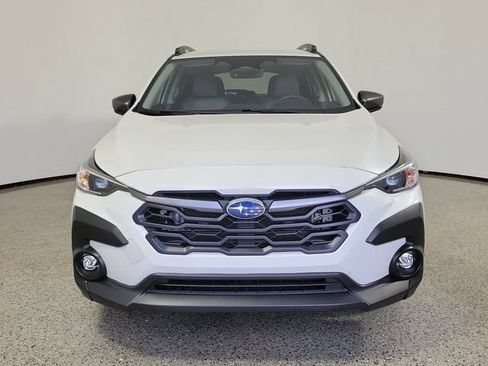Used 2024 Subaru Crosstrek 2.0i Premium AWD/4WD image 3