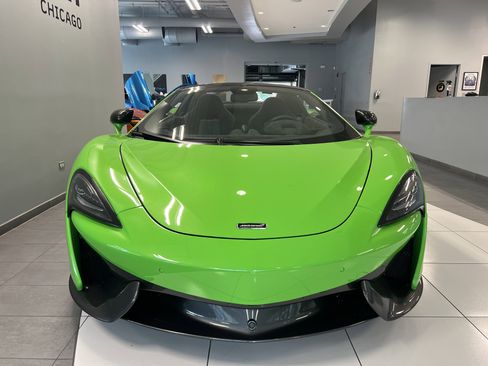 Used 2019 McLaren 570S Spider image 12