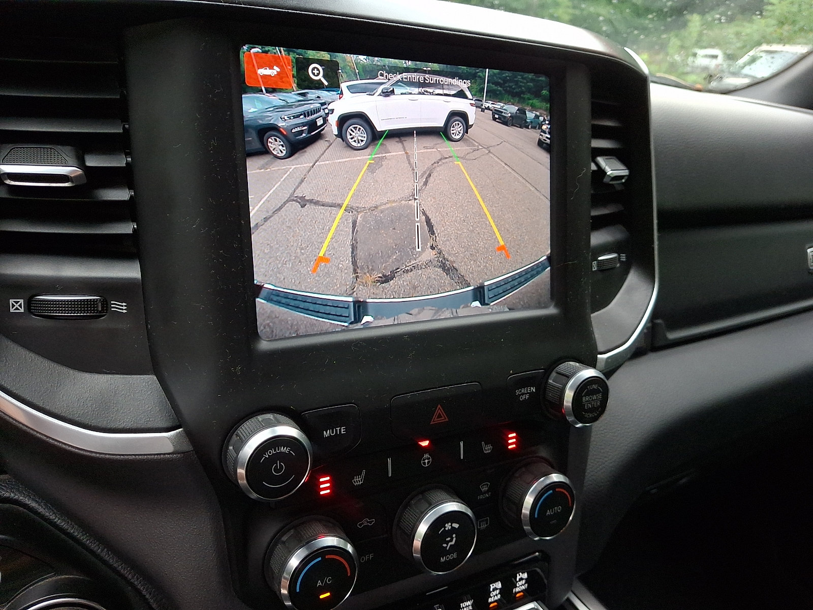 Certified 2022 RAM 1500 Big Horn AWD/4WD image 18