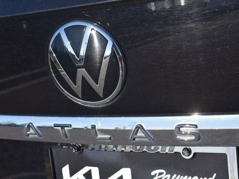 Used 2022 Volkswagen Atlas SE FWD image 14