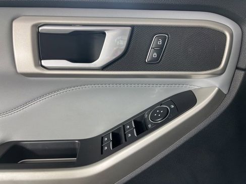 Used 2023 Ford Explorer XLT w/ Equipment Group 202A image 27