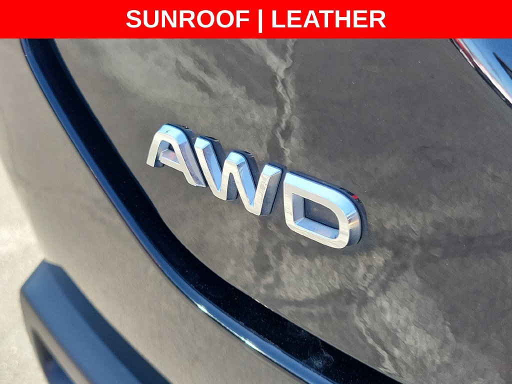 Used 2024 Honda Pilot Touring image 10