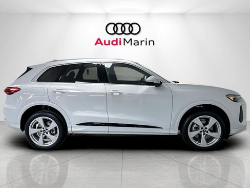 New 2025 Audi Q5 Premium Plus image 6