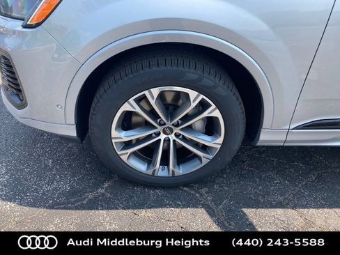 Used 2025 Audi Q7 2.0T Premium w/ Convenience Plus Package image 17
