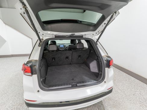 Used 2022 Chevrolet Equinox RS w/ RS Leather Package image 31