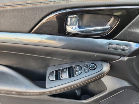 Certified 2022 Nissan Maxima SR w/ Sport Mat Group image 18