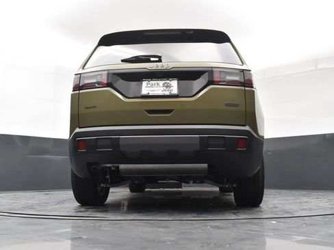 New 2026 Jeep Cherokee Overland w/ Trailer Tow Group AWD/4WD image 23