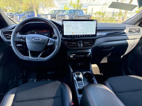 Certified 2025 Ford Escape ST-Line w/ Equipment Group 301A image 6