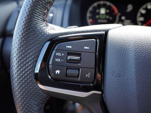 Used 2025 Honda Ridgeline Black Edition image 35