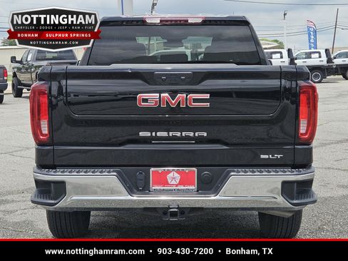 Used 2025 GMC Sierra 1500 SLT AWD/4WD image 11