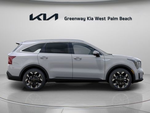 New 2026 Kia Sorento SX FWD image 9