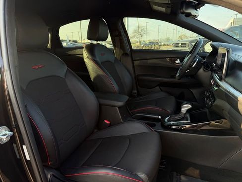 Used 2022 Kia Forte GT image 28