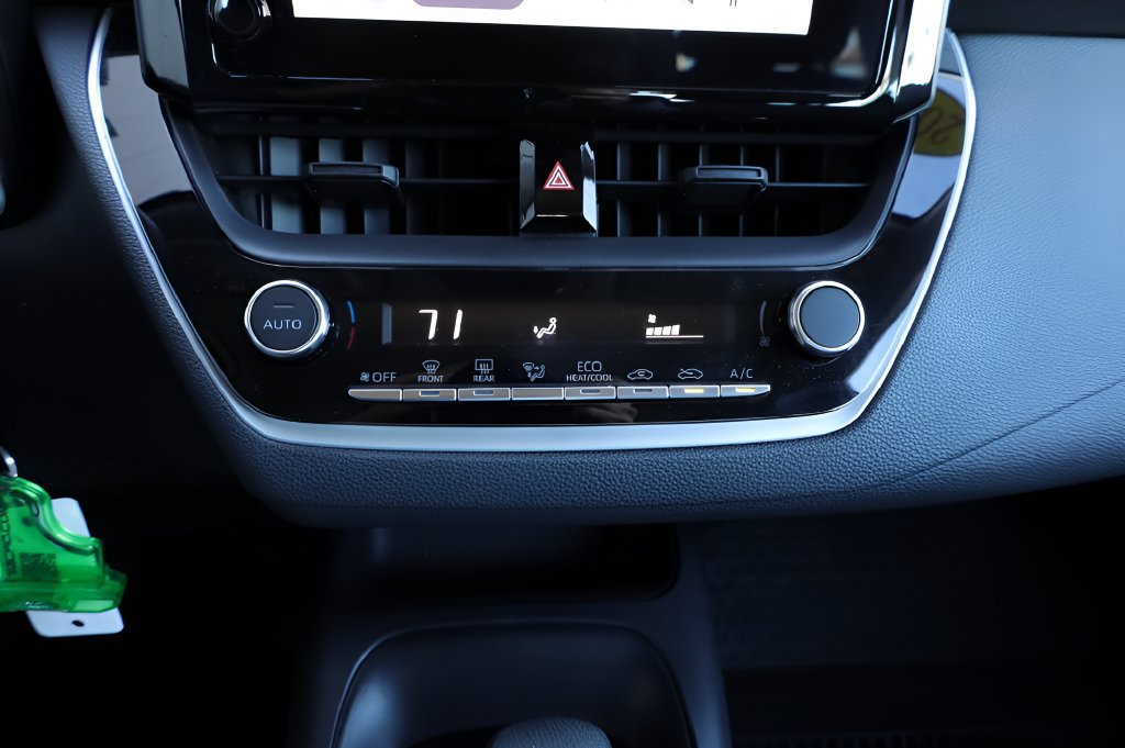 Certified 2024 Toyota Corolla LE FWD image 36