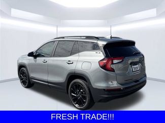 Used 2023 GMC Terrain SLE w/ Driver Convenience Package AWD/4WD video 3