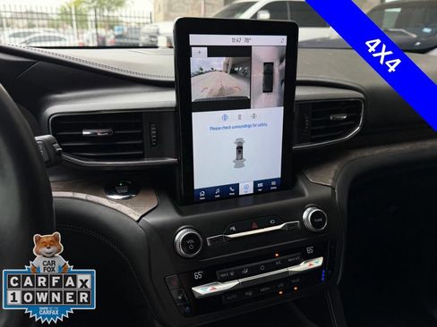 Used 2020 Ford Explorer Platinum w/ Premium Technology Package AWD/4WD image 8