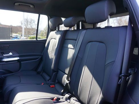 New 2026 Mercedes-Benz GLB 250 image 14