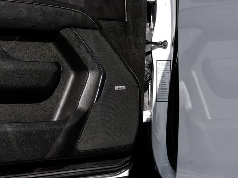 Used 2022 Chevrolet Suburban Premier image 46