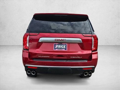 Used 2022 GMC Yukon Denali w/ Denali Premium Package AWD/4WD image 6