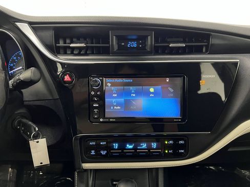 Used 2017 Toyota Corolla iM w/ All-Weather Mat Package FWD image 17