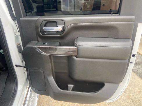 Used 2022 Chevrolet Silverado 3500 LTZ w/ Gooseneck/5TH Wheel Package image 12