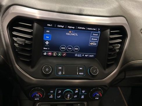 Used 2021 GMC Acadia AT4 w/ Technology Package image 13