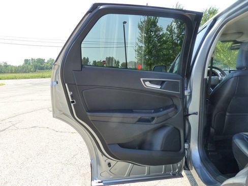 Used 2024 Ford Edge SEL AWD/4WD image 34