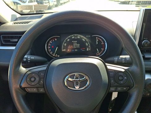 Certified 2025 Toyota RAV4 LE AWD/4WD image 19