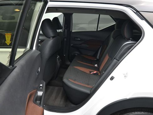 Used 2022 Nissan Kicks SR image 31