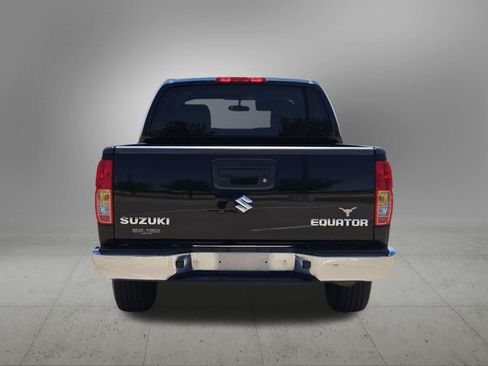 Used 2011 Suzuki Equator Sport RWD image 5