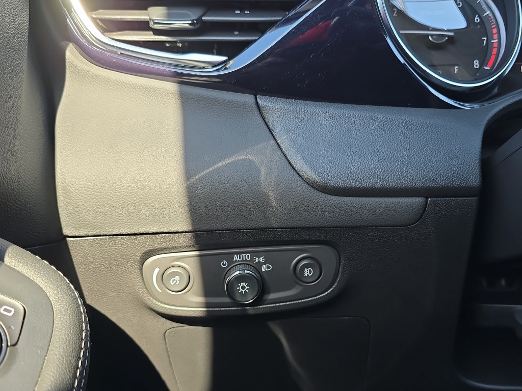Certified 2023 Buick Encore GX Preferred w/ Cold Weather Comfort Package AWD/4WD image 26