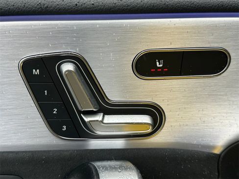 Used 2020 Mercedes-Benz CLA 250 4MATIC image 21