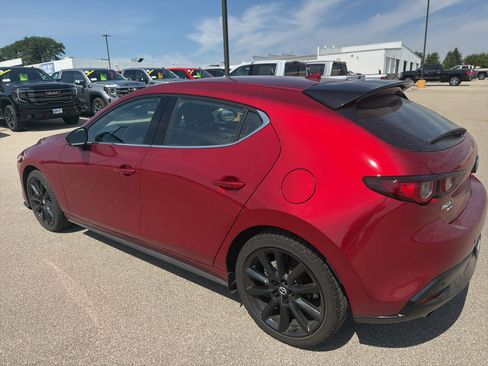 Used 2023 MAZDA MAZDA3 Hatchback w/Premium Plus Pkg AWD/4WD image 9